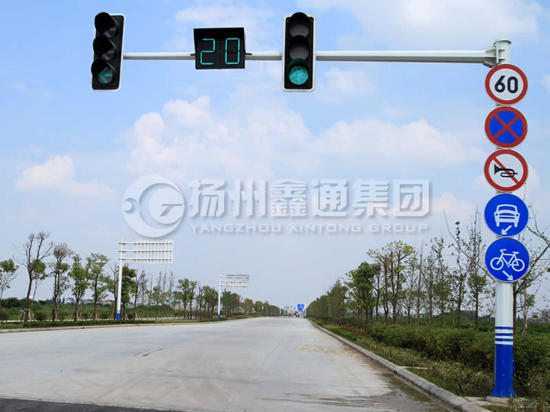 XHDG-036，八棱錐形信號燈桿